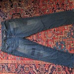 Blue Jeans with subtle pattern stitching